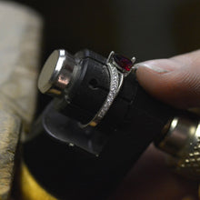 Charger l'image dans la galerie, Solitaire poire