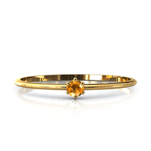 Charger l'image dans la galerie, Mini solitaire en or jaune 750 serti d'un grenat Spessartite