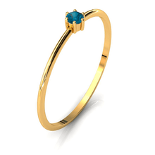 Charger l'image dans la galerie, Mini solitaire en or jaune 750 serti d'une Topaze Blue London