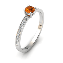 Charger l'image dans la galerie, Solitaire en or blanc 750 serti d'une Citrine et empierré de 18 diamants