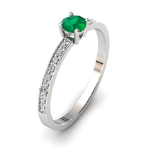 Charger l'image dans la galerie, Solitaire en or blanc 750 serti d'une Emeraude et empierré de 18 diamants