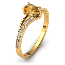 Charger l'image dans la galerie, Solitaire en or jaune 750 serti d'un grenat Spessartite en taille poire