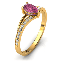 Charger l'image dans la galerie, Solitaire en or jaune 750 serti d'une Tourmaline en taille poire