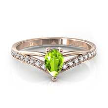 Charger l'image dans la galerie, Solitaire en or rose 750 serti d'un Péridot en taille poire