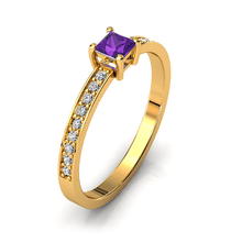 Charger l'image dans la galerie, Solitaire en or jaune 750 serti d'une Améthyste en taille princesse