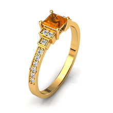 Charger l'image dans la galerie, Solitaire en or jaune 750 serti d'une Citrine en taille princesse
