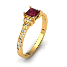 Charger l'image dans la galerie, Solitaire en or jaune 750 serti d'un grenat Rhodolite en taille princesse