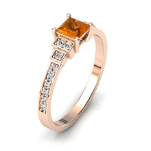 Charger l'image dans la galerie, Solitaire en or rose 750 serti d'une Citrine en taille princesse
