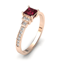 Charger l'image dans la galerie, Solitaire en or rose 750 serti d'un grenat Rhodolite en taille princesse