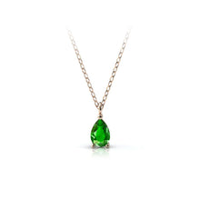 Charger l'image dans la galerie, Collier en or rose 750 serti d'un grenat Tsavorite en goutte de 6x4 mm
