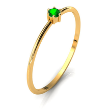 Charger l'image dans la galerie, Mini solitaire en or jaune 750 serti d'un grenat Tsavorite

