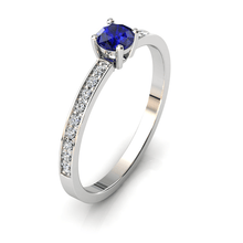 Charger l'image dans la galerie, Solitaire en or blanc 750 serti d'un Saphir et empierré de 18 diamants
