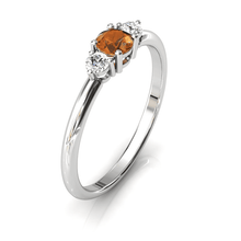 Charger l'image dans la galerie, Solitaire épaulé en or blanc palladié 750 serti d'une Citrine centrale de 4 mm
